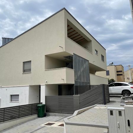 Kozino Apartments Exteriör bild